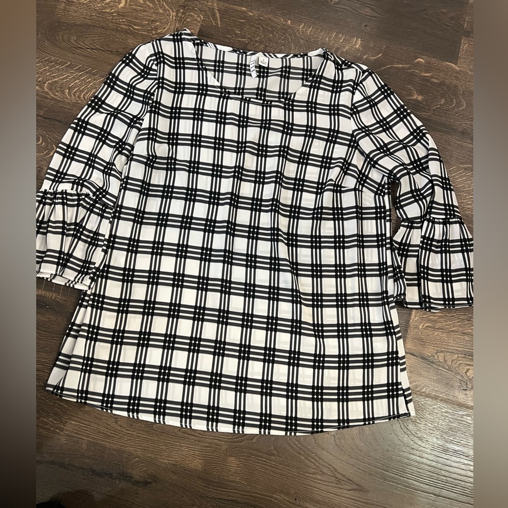 Black and White Plaid Women's Top by Elle‎ Small
